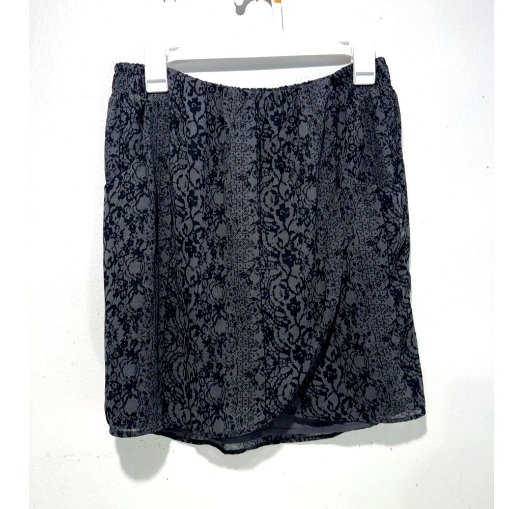 Converse One Star mini skirt pull on wrap casual snake animal print gray women12